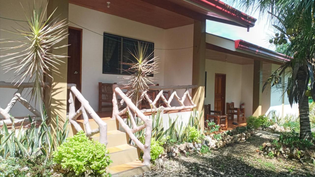 Casa Apartment, , Pool And Restaurant * Siquijor